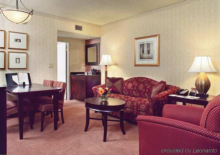 엠버시 스위츠 바이 힐튼 워싱턴 D.C. 조지타운 호텔 객실 사진